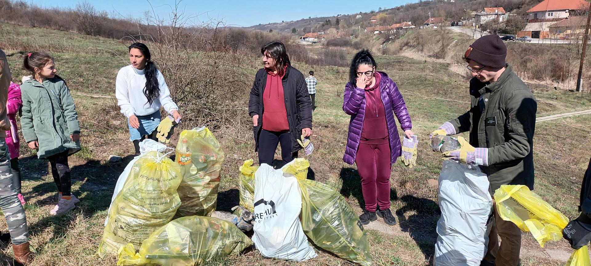 A 4IM projekt bábonyibérci közössége aktívan vette ki részét a tavaszi takarításból