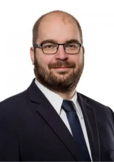 Szarka Dénes