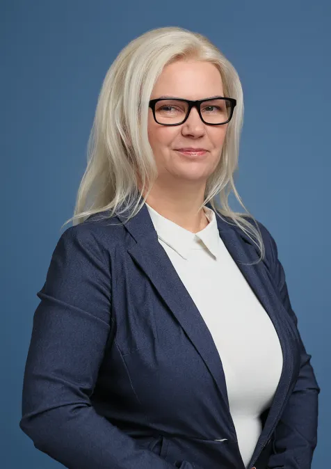 Alavári Zsuzsa