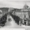 A Soltész Nagy ház sarkán valamikor kupola volt, ezt adja vissza modern formában a mostani sarokképzés (a tervtanács javaslatát megfogadva, a saroktorony az eredetileg tervezetthez képest kisebb magassággal készül) – régi képeslap kép